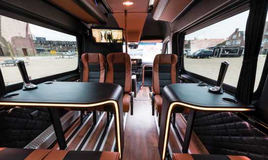 14 persoons vipbus
